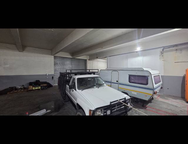 318M² WAREHOUSE TO LET IN WELLINGTON CENTRAL